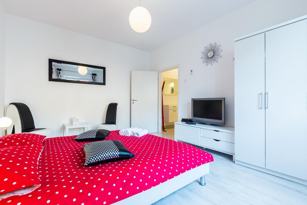 Fifi Apartment W. Parking In Old Town ซาดาร์ ภายนอก รูปภาพ