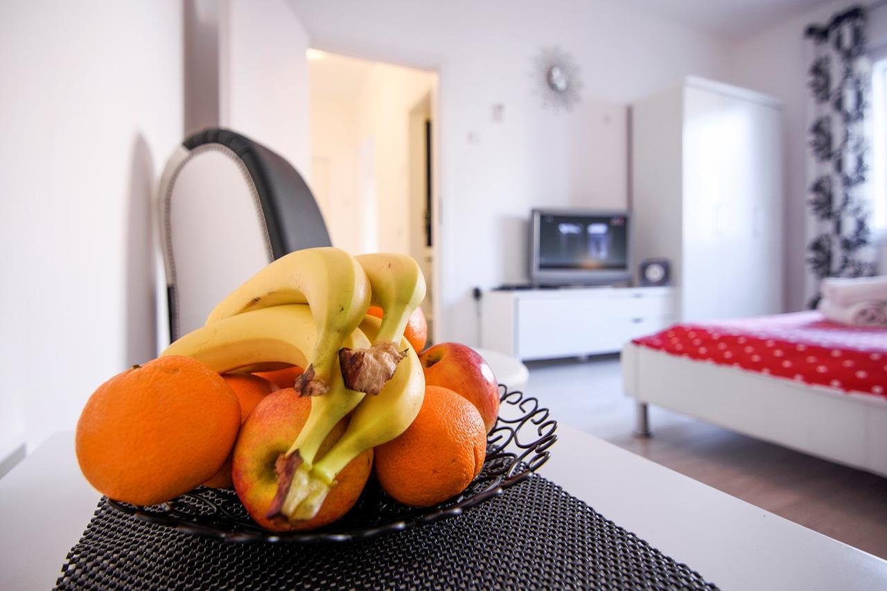 Fifi Apartment W. Parking In Old Town ซาดาร์ ภายนอก รูปภาพ
