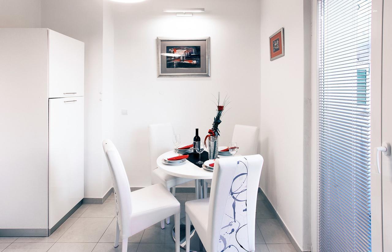 Fifi Apartment W. Parking In Old Town ซาดาร์ ภายนอก รูปภาพ